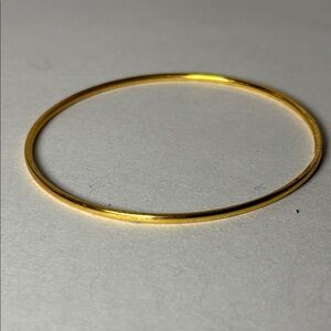 Vintage Single Gold Tone Bangle Bracelet for Stacking or Layering